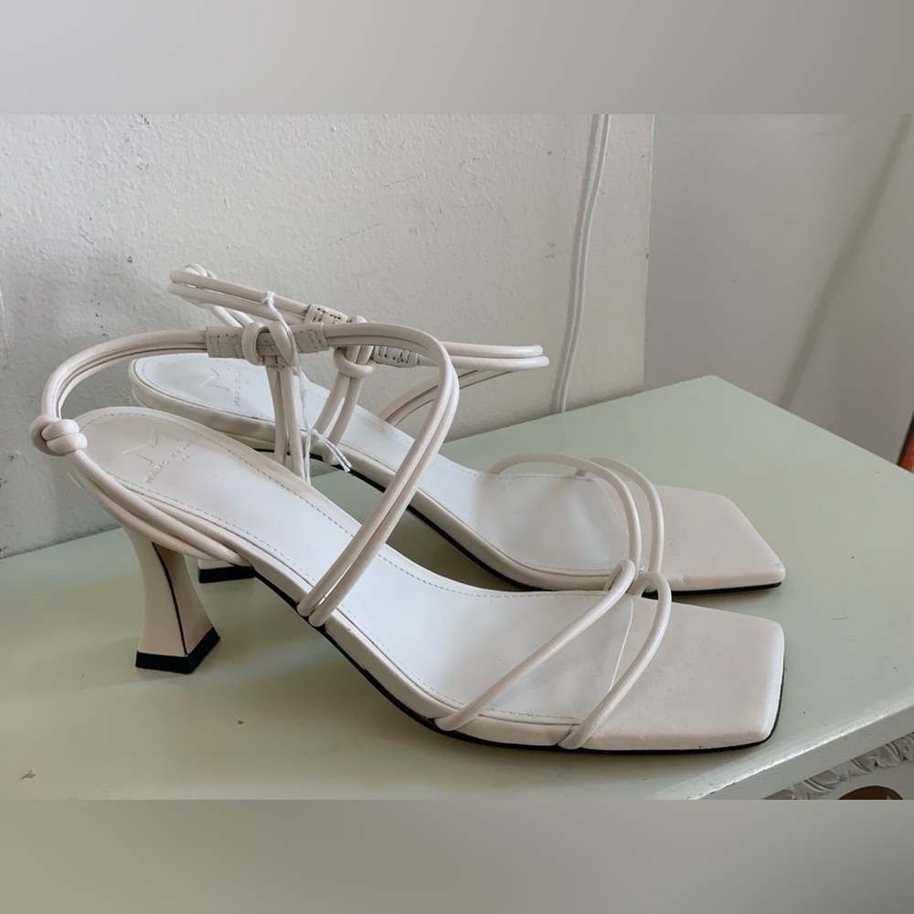 Marc Fisher Elegant Cream Strappy Squared Open Toe Heels. Size-8.5